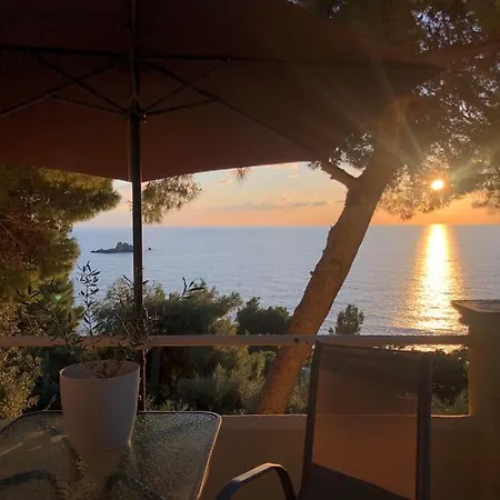 Onar By The Sea *