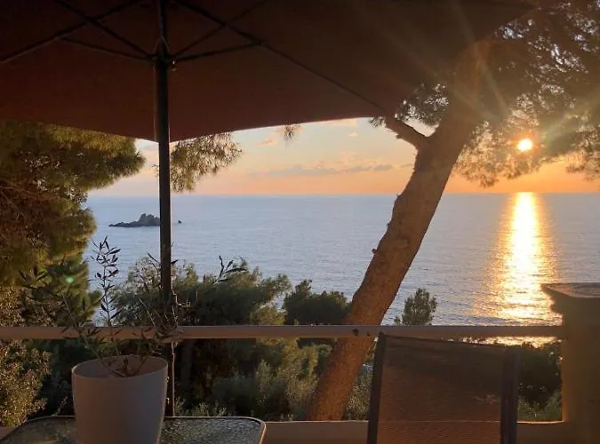 Onar By The Sea *